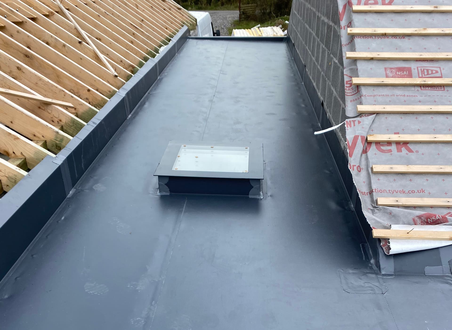Flat roofing benefits in the Pacific Northwest