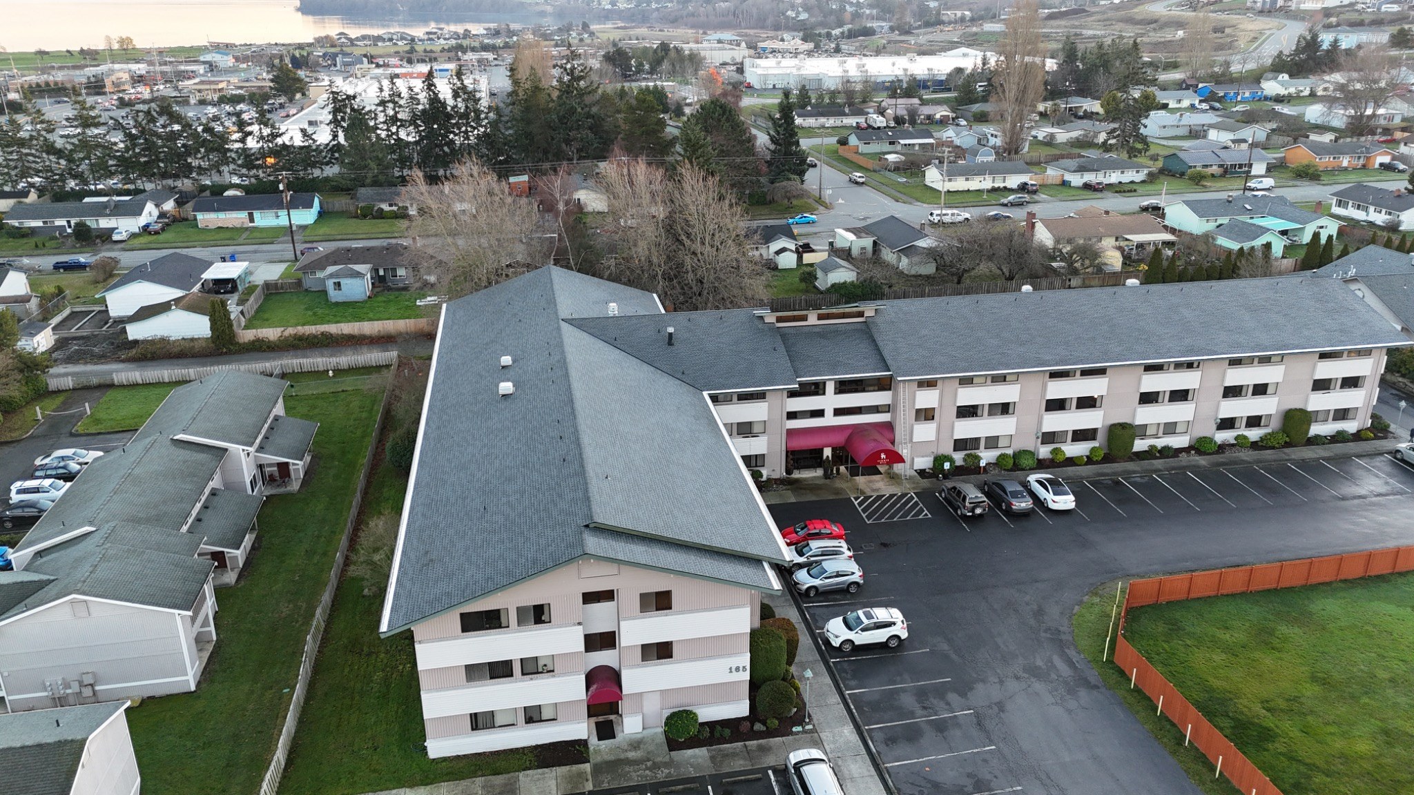 Aerial view of Summer Hill in Oak Harbor showing its gray shingle roof